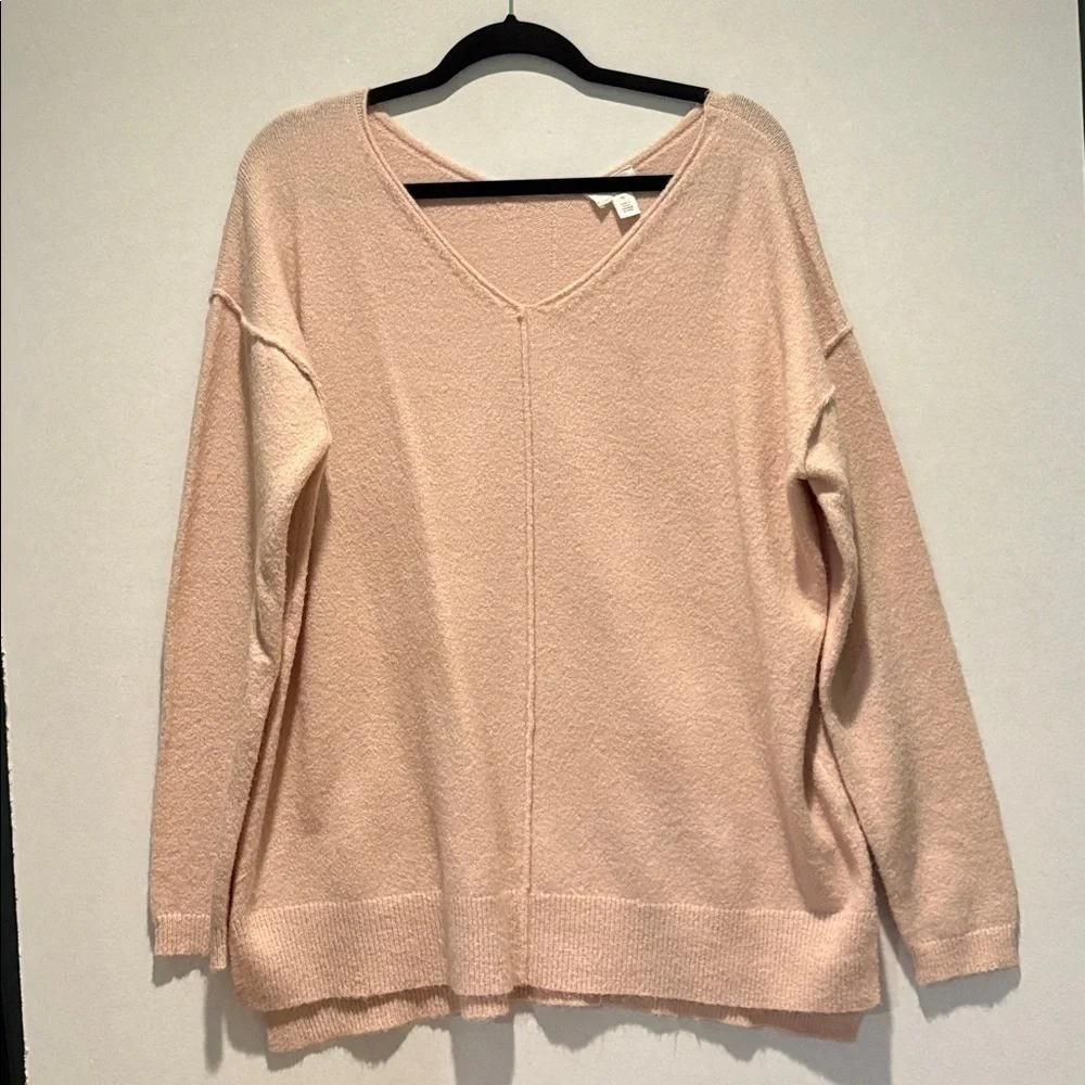 Caslon - Women's High/Low V-Neck Sweater.  Size XL. Light pink